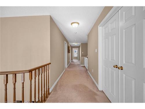 4272 Clubview Drive, Burlington, ON - Indoor Photo Showing Other Room