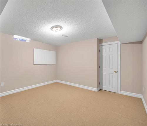 4272 Clubview Drive, Burlington, ON - Indoor Photo Showing Other Room