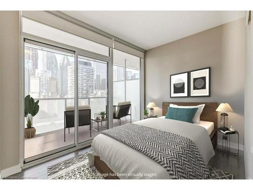 1413-1 Market Street, Toronto, ON - Indoor Photo Showing Bedroom