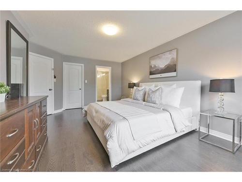 3082 Highbourne Crescent, Oakville, ON - Indoor Photo Showing Bedroom