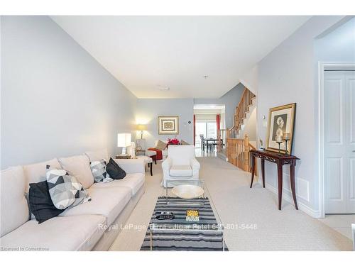 2220 Queensway Drive, Burlington, ON - Indoor