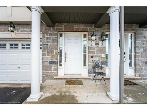 2220 Queensway Drive, Burlington, ON - Outdoor