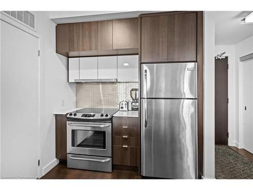 207-5025 Harvard Road, Mississauga, ON - Indoor Photo Showing Kitchen With Stainless Steel Kitchen