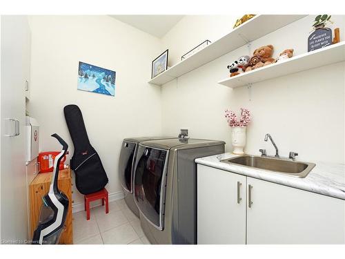 115 Threshing Mill Boulevard, Oakville, ON - Indoor Photo Showing Laundry Room