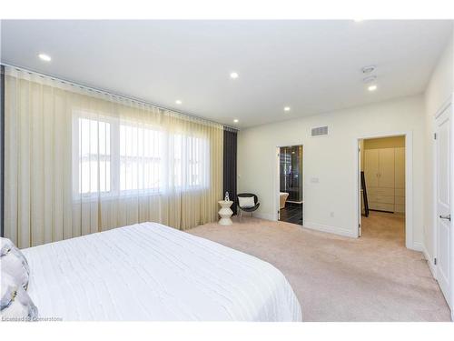 115 Threshing Mill Boulevard, Oakville, ON - Indoor Photo Showing Bedroom