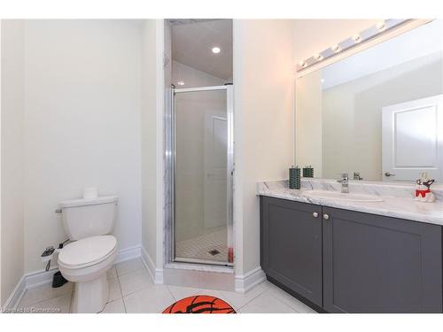 115 Threshing Mill Boulevard, Oakville, ON - Indoor Photo Showing Bathroom