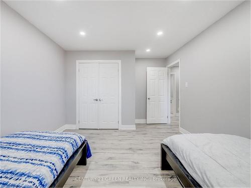 5459 Campbellville Road, Milton, ON - Indoor Photo Showing Bedroom