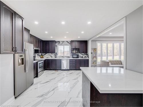 5459 Campbellville Road, Milton, ON - Indoor Photo Showing Kitchen With Upgraded Kitchen