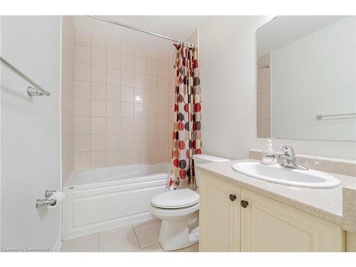 35 Nearco Crescent, Oshawa, ON - Indoor Photo Showing Bathroom