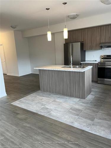 3250 Parker Avenue, Fort Erie, ON - Indoor Photo Showing Kitchen