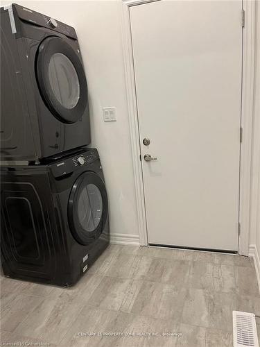 3250 Parker Avenue, Fort Erie, ON - Indoor Photo Showing Laundry Room