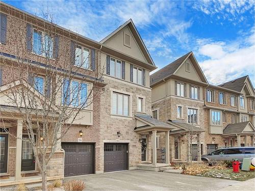 394 Belcourt Common, Oakville, ON - Outdoor With Facade