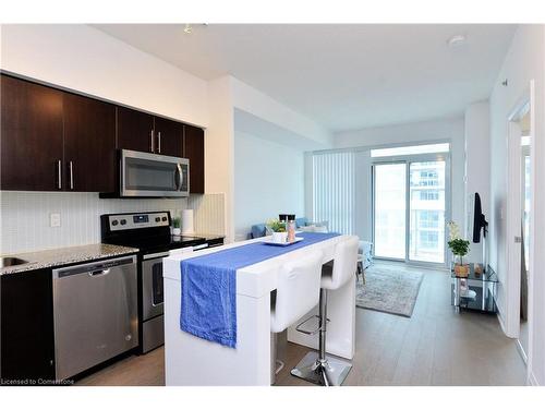 1413-55 Speers Road Drive, Oakville, ON - Indoor Photo Showing Kitchen With Stainless Steel Kitchen