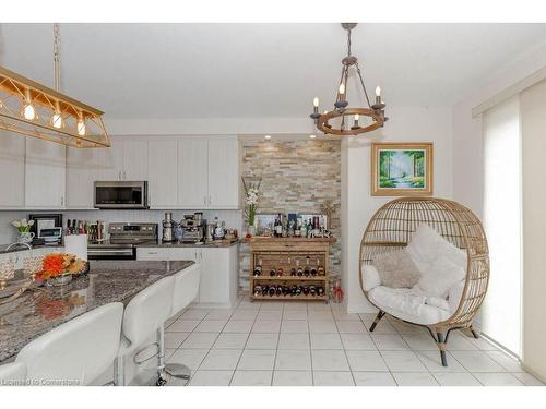 367 Equestrian Way, Cambridge, ON - Indoor Photo Showing Kitchen