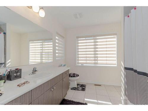 367 Equestrian Way, Cambridge, ON - Indoor Photo Showing Bathroom