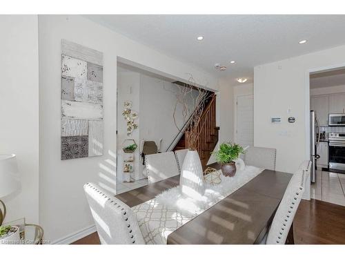 367 Equestrian Way, Cambridge, ON - Indoor Photo Showing Dining Room