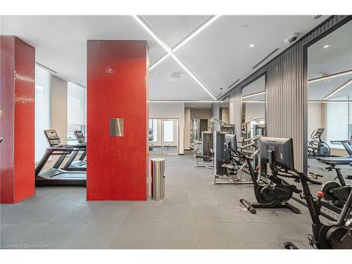 604-212 King William Street, Hamilton, ON - Indoor Photo Showing Gym Room