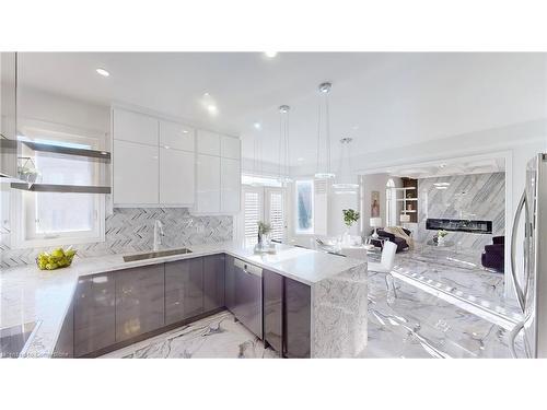 3456 Rebecca Street, Oakville, ON - Indoor Photo Showing Kitchen With Upgraded Kitchen