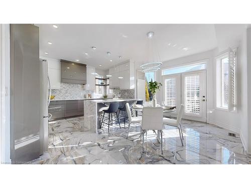 3456 Rebecca Street, Oakville, ON - Indoor Photo Showing Dining Room