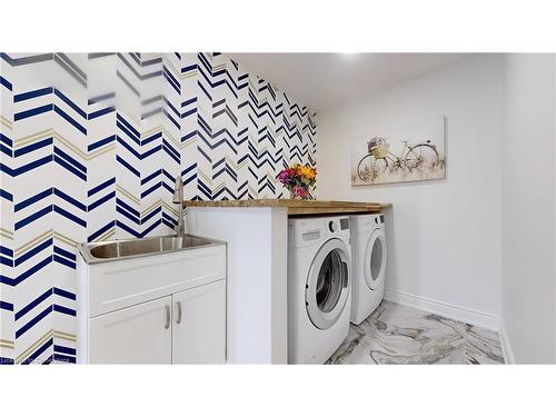 3456 Rebecca Street, Oakville, ON - Indoor Photo Showing Laundry Room