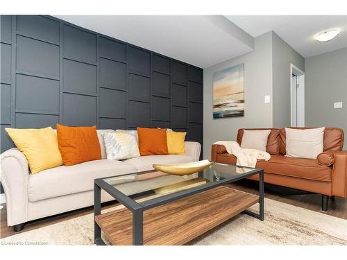 29 Appleby Street, Kitchener, ON - Indoor Photo Showing Living Room