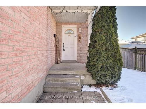 104 Edgemere Drive, Cambridge, ON - Outdoor