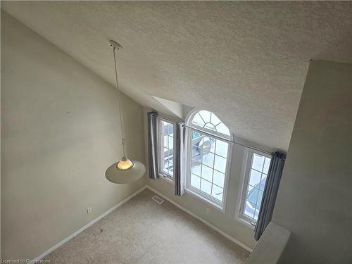 324 Mountain Laurel Crescent, Kitchener, ON - Indoor Photo Showing Other Room