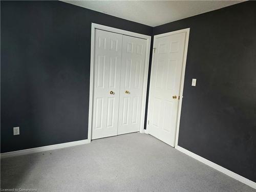 324 Mountain Laurel Crescent, Kitchener, ON - Indoor Photo Showing Other Room