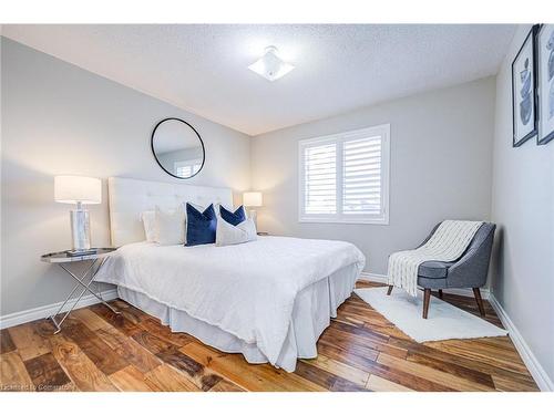 98 Kovac Road, Cambridge, ON - Indoor Photo Showing Bedroom