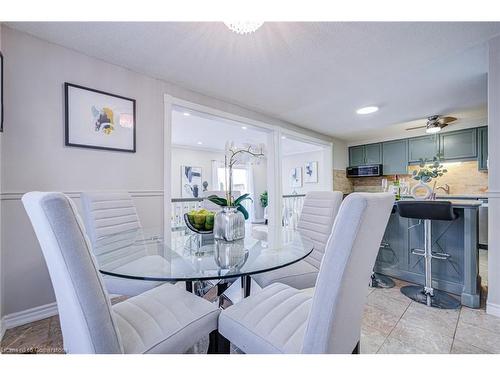 98 Kovac Road, Cambridge, ON - Indoor Photo Showing Dining Room