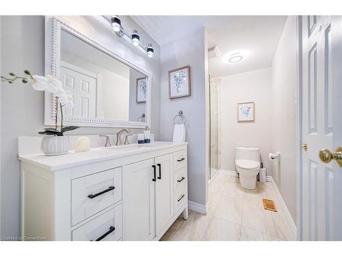 98 Kovac Road, Cambridge, ON - Indoor Photo Showing Bathroom