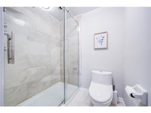 98 Kovac Road, Cambridge, ON - Indoor Photo Showing Bathroom