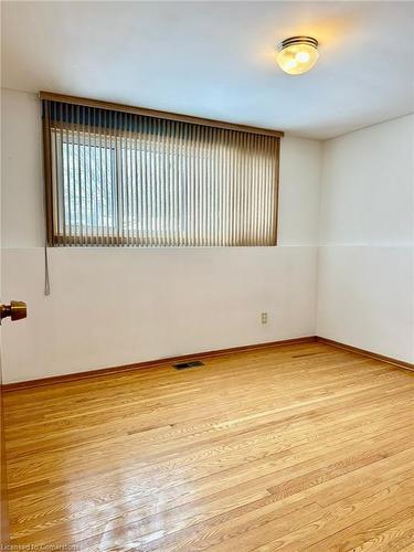 25 Ruskview Road, Kitchener, ON - Indoor Photo Showing Other Room