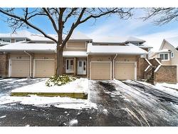 11-205 Highland Crescent  Kitchener, ON N2M 5L6