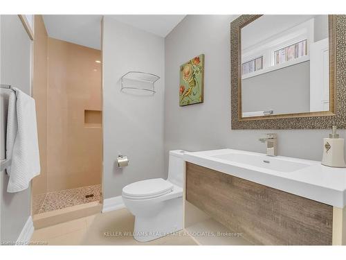 410 Atwater Avenue, Mississauga, ON - Indoor Photo Showing Bathroom