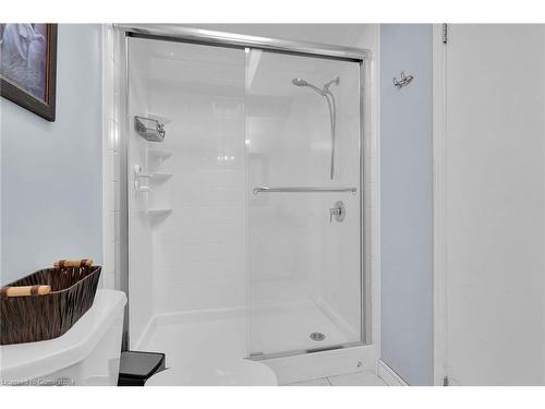 99 Westwinds Drive, London, ON - Indoor Photo Showing Bathroom