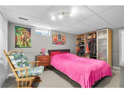 99 Westwinds Drive, London, ON - Indoor Photo Showing Bedroom