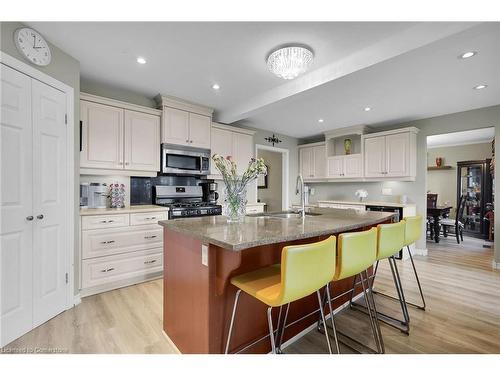 99 Westwinds Drive, London, ON - Indoor Photo Showing Kitchen With Double Sink