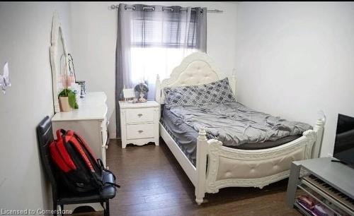 8 Mountain Laurel Crescent, Kitchener, ON - Indoor Photo Showing Bedroom