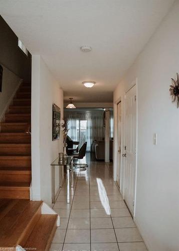 8 Mountain Laurel Crescent, Kitchener, ON - Indoor Photo Showing Other Room