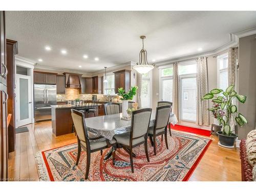 2011 Tyson Walk, London, ON - Indoor Photo Showing Dining Room