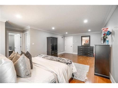 2011 Tyson Walk, London, ON - Indoor Photo Showing Bedroom