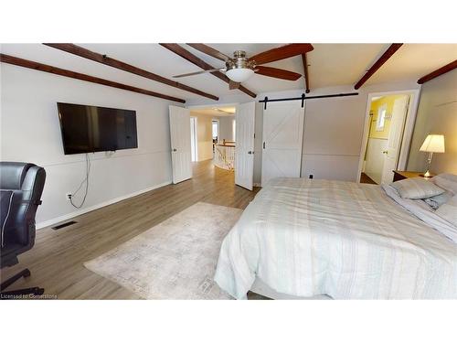 2010 Keller Court, Burlington, ON - Indoor Photo Showing Bedroom