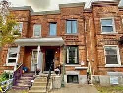 39 Madison Avenue  Hamilton, ON L8L 5Y5