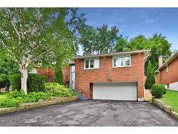 3469 Credit Heights Drive  Mississauga, ON L5C 2M2