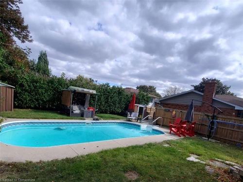 370 Ferndale Avenue, London, ON - Outdoor With In Ground Pool With Backyard