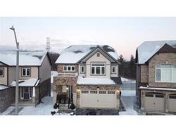 51 Newcastle Court  Kitchener, ON N2R 0G7