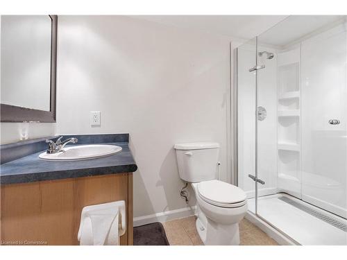 195 Brunswick Avenue, London, ON - Indoor Photo Showing Bathroom