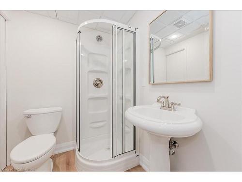 235 Pastern Trail, Waterloo, ON - Indoor Photo Showing Bathroom