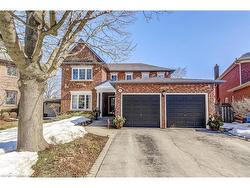 560 Chagall Court  Mississauga, ON L5R 3A8